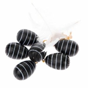 Stripy felakasztható fa tojások